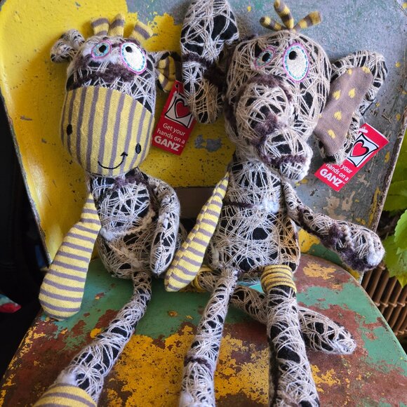 Up to 10 NEW GANZ SQUIGGLES PLUSH TOYS, ELEPHANTS, GIRAFFES *FOR KIDS OR PUPS - Picture 1 of 10